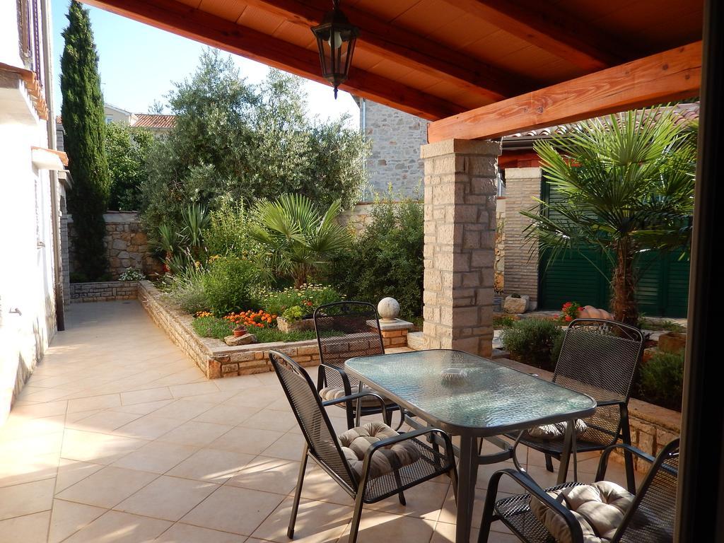 Apartments Brscic Πόρετς Δωμάτιο φωτογραφία